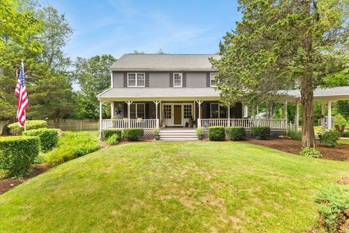 28 New St, Rehoboth, MA, 02769-2642 | Card Image