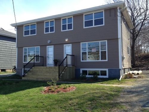 29 & 31 Caledonia Rd, Dartmouth, NS, B2X1K7 | Card Image