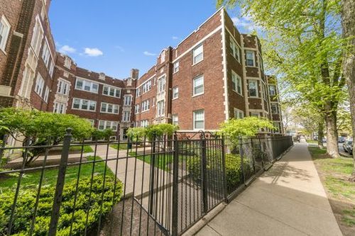 2-1067 W Glenlake Ave, Chicago, IL, 60660-2999 | Card Image