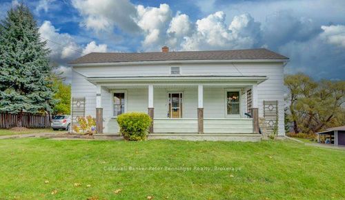 135 Brewery St, Baden, ON, N3A2S5 | Card Image