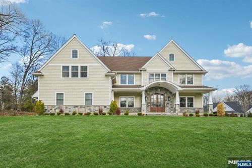 79 Ryerson Ave, Oakland, NJ, 07436-3222 | Card Image