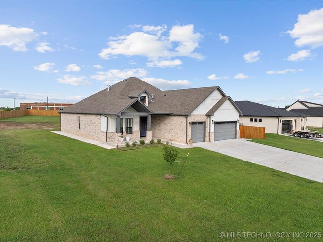 714 Prairie View Rd, House other with 4 bedrooms, 3 bathrooms and null parking in Ardmore OK | Image 36