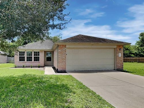 1123 S Teal Estates Cir, Fresno, TX, 77545-2043 | Card Image