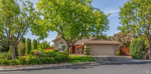 2601 Lawndale Ct, Fairfield, CA, 94534-7534 | Card Image
