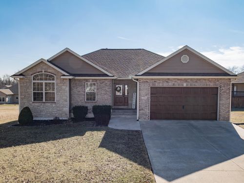 1006 Bradford Cir, MOBERLY, MO, 65270-2194 | Card Image