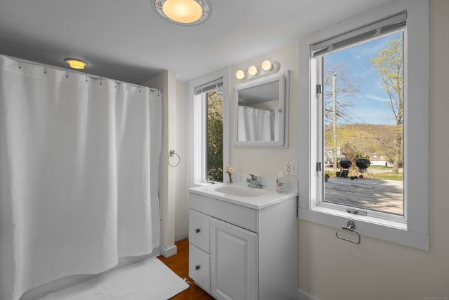 22 Prospect St, House other with 2 bedrooms, 1 bathrooms and 6 parking in Deep River CT | Image 18