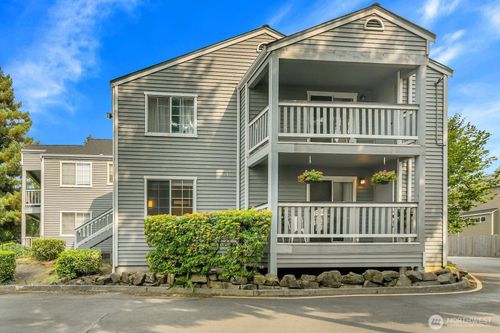 d-17122 44th Ave W, Lynnwood, WA, 98037-3123 | Card Image