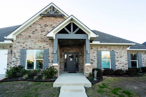 1294 Bourbon St, Bridge City, TX, 77611-5800 | Card Image