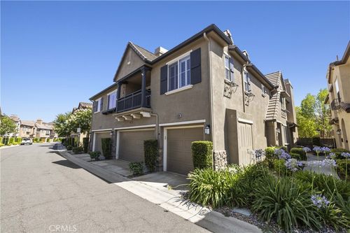 28385 Mirabelle Ln, Saugus, CA, 91350-3238 | Card Image