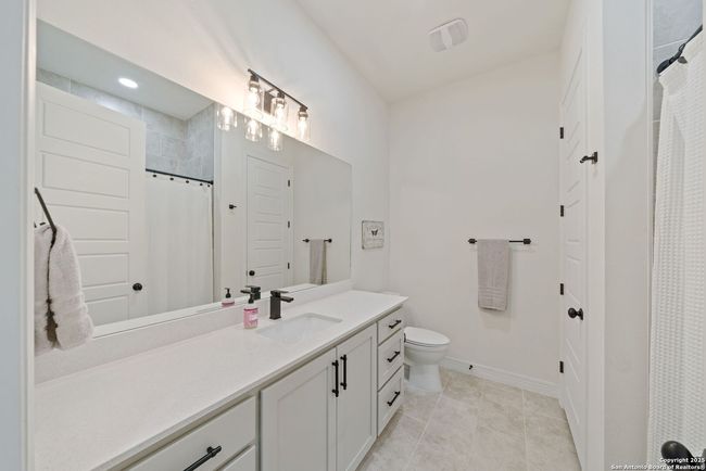 155 Restless Wind, House other with 4 bedrooms, 3 bathrooms and null parking in Spring Branch TX | Image 22