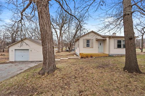 8431 Austin Ave, Schererville, IN, 46375-2430 | Card Image