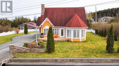 1 North Ridge Avenue, Blaketown, NL, A0B1C0 | Card Image