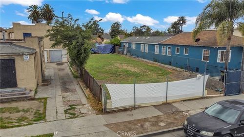 214 W 92nd St, Los Angeles, CA, 90003-4030 | Card Image