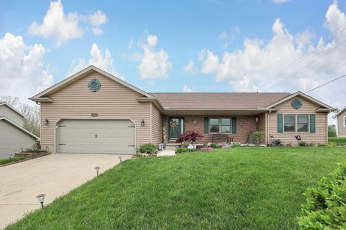 365 Golfview Dr, Chillicothe, OH, 45601-8398 | Card Image