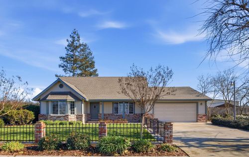 16166 Lawrence Rd, Escalon, CA, 95320-9765 | Card Image