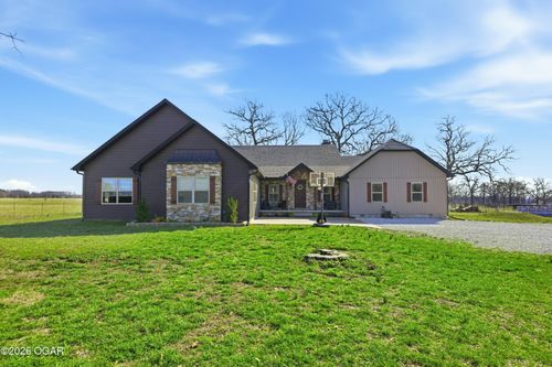 8161 Falcon Rd, Neosho, MO, 64850-7199 | Card Image