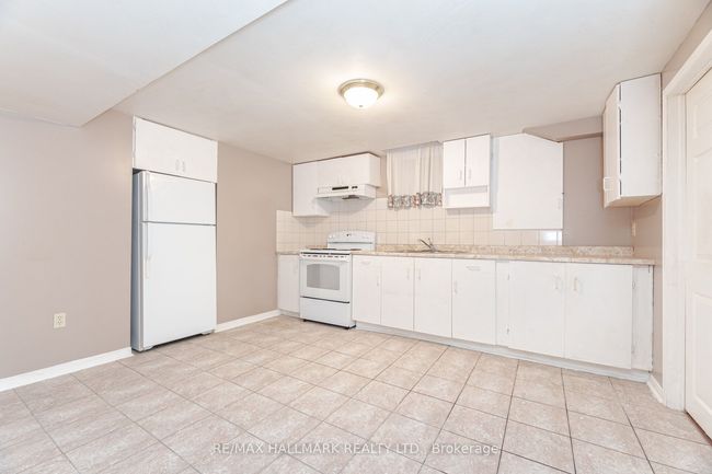 10 Iles St, House other with 5 bedrooms, 4 bathrooms and 2 parking in Ajax ON | Image 40