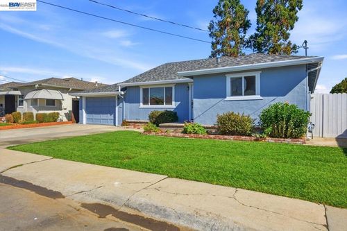 37064 Elm St, Fremont, CA, 94536-4837 | Card Image