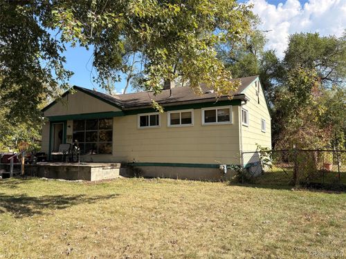 27817 Rosewood St, Inkster, MI, 48141-1785 | Card Image