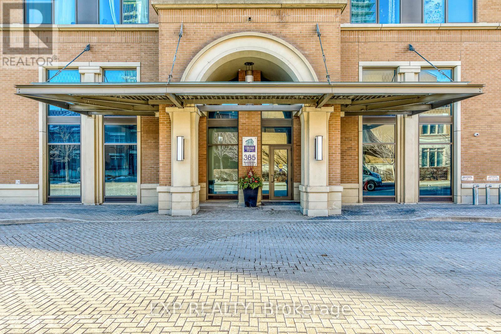 Residential in Mississauga (City Centre) 3