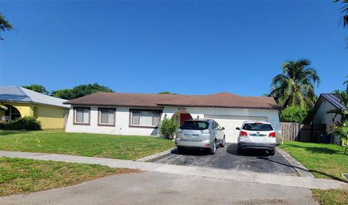 8755 Sw 53rd St, Cooper City, FL, 33328-4355 | Card Image