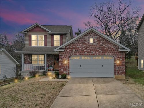 305 N Thomas St, De Soto, MO, 63020-1881 | Card Image