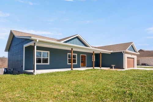 9345 Fox Hill Rd, Baxter, TN, 38544-4974 | Card Image