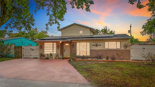 7141 Custer St, Hollywood, FL, 33024-1619 | Card Image