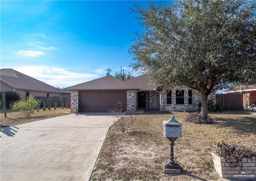 808 Hickory St, Edinburg, TX, 78541-9293 | Card Image