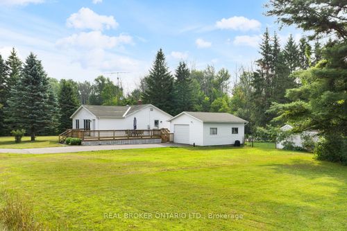 2101 2nd Concession Rd, Augusta, ON, K6V5T1 | Card Image