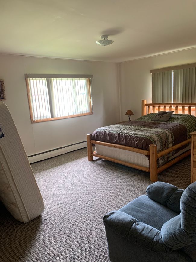 11656 W Lake St, House other with 4 bedrooms, 2 bathrooms and null parking in Naubinway MI | Image 5