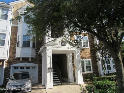 636-8550 Touchton Rd, JACKSONVILLE, FL, 32216-1153 | Card Image
