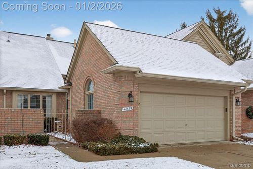 107-42689 Jason Ct, Sterling Heights, MI, 48313-2632 | Card Image