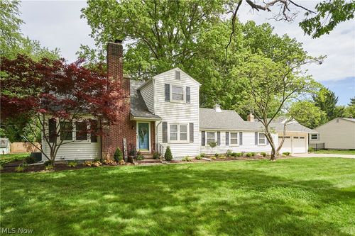 1414 Earhart Ave, Akron, OH, 44320-1526 | Card Image