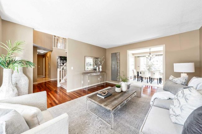 105 Candle Place Sw, Home with 4 bedrooms, 3 bathrooms and 6 parking in Calgary AB | Image 4