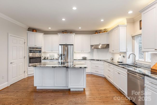 135 Poplar Loop Dr, House other with 3 bedrooms, 5 bathrooms and null parking in Flat Rock NC | Image 14
