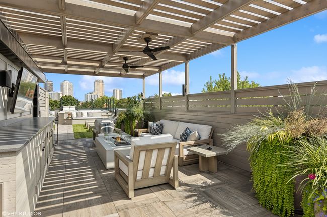2 - 2633 N Mildred Ave, Condo with 4 bedrooms, 3 bathrooms and 1 parking in CHICAGO IL | Image 33