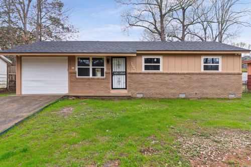 7025 Fairfield Dr, Little Rock, AR, 72209-7451 | Card Image