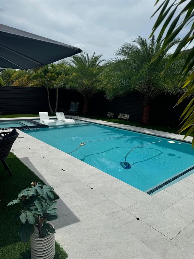 8868 Nw 161 St Ter, House other with 4 bedrooms, 3 bathrooms and null parking in Miami Lakes FL | Image 51