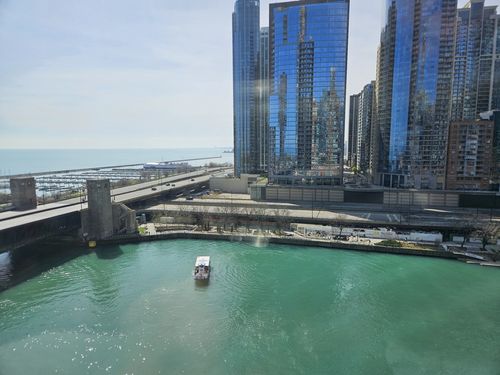 apt-1305-445 North Water St, Chicago, IL, 60611-5561 | Card Image