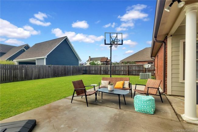 2124 La Cache Dr, House other with 3 bedrooms, 2 bathrooms and 2 parking in Lake Charles LA | Image 24