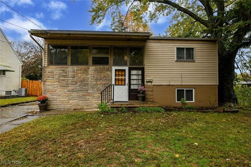 2784 Conway St, Akron, OH, 44314-1304 | Card Image