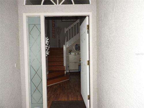 5665 Paddock Trail Dr, TAMPA, FL, 33624-6974 | Card Image