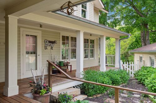 20390 Linwood Rd, Excelsior, MN, 55331-9378 | Card Image