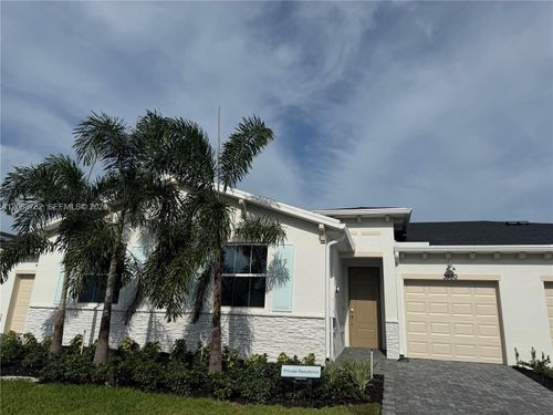 3550-3550 Spanish Cedar Pl, Fort Pierce, FL, 34946-2040 | Card Image