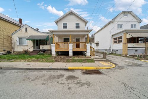 326 Mckinley Ave, East Vandergrift, PA, 15629-1025 | Card Image