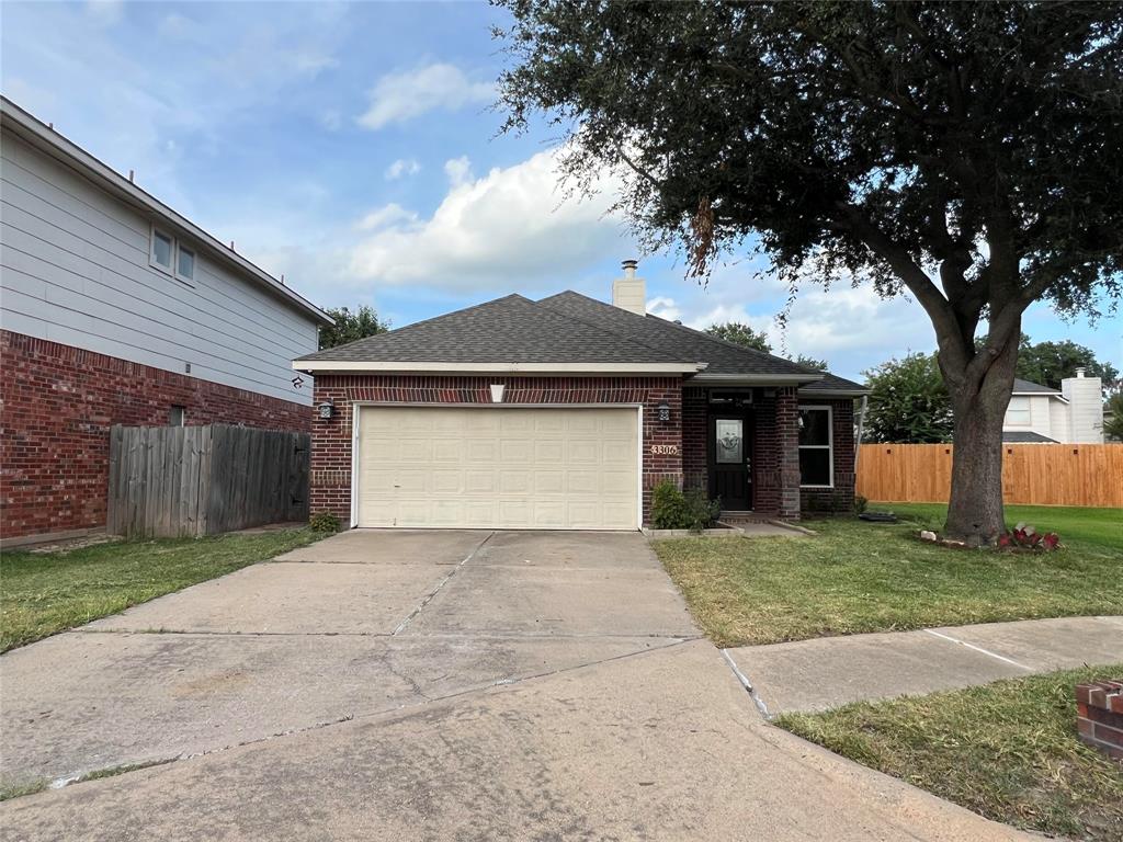 Wildhawk Dr, Katy, TX 77449
