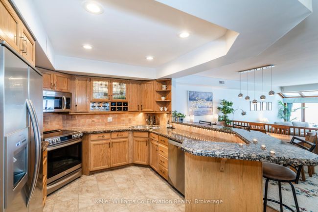 7 - 8 Beck Blvd, Condo with 4 bedrooms, 4 bathrooms and 2 parking in Penetanguishene ON | Image 7
