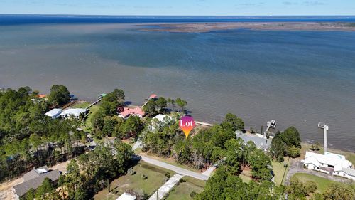 24 Woodland Bayou Dr, Santa Rosa Beach, FL, 32459-3402 | Card Image