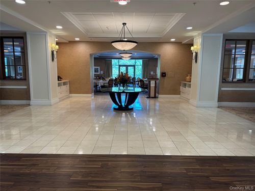 apt-457-300 E Overlook, Port Washington, NY, 11050-4737 | Card Image